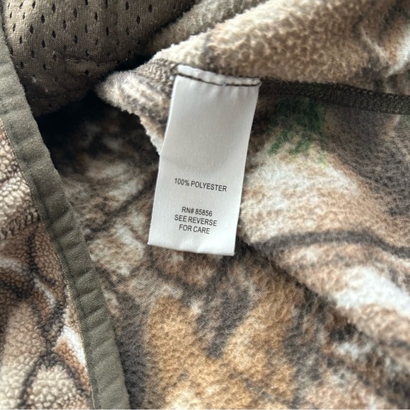 Guide Series from Gander Mountain | women’s large full zip Fleece Camo Jacket - Picture 6 of 9